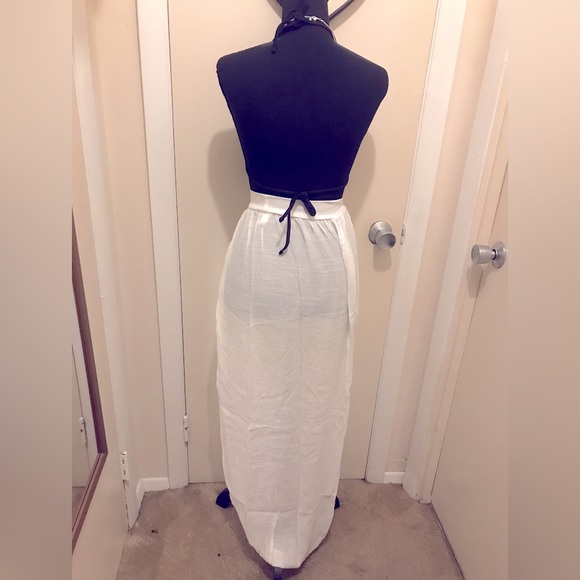 Ladies White Semi-Sheer Boho Style Knot Beach Cover Up. NWOT - Picture 6 of 6